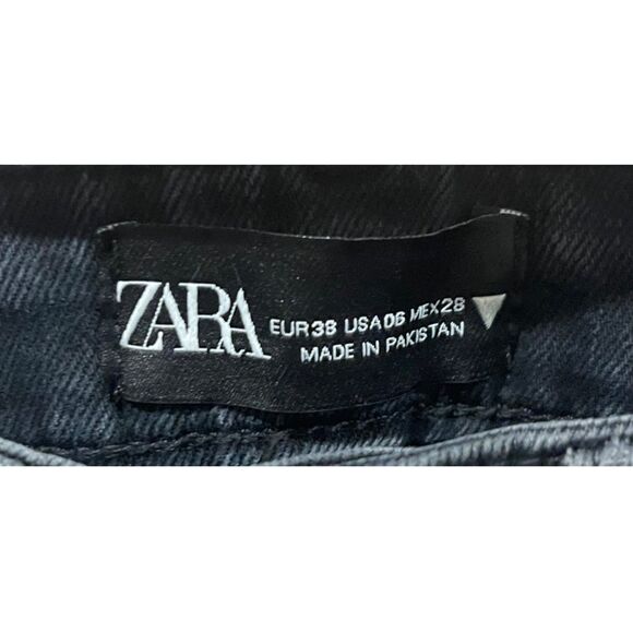 ZARA Black Pockets Jeans - Picture 2 of 5